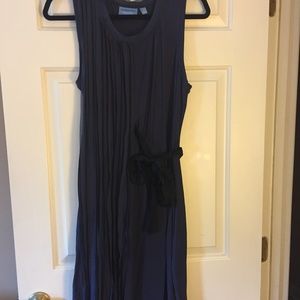 Simply Vera Adorable Navy Dress